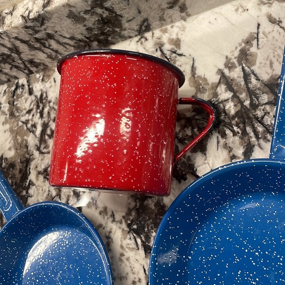 Camp Metal Cookware - Picture 3 of 5